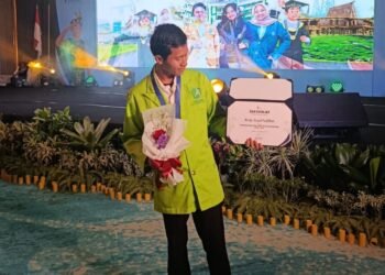 PHI Beri Beasiswa Penuh, Ricky Putra Kalimantan Tempuh Studi Teknik Kimia Industri