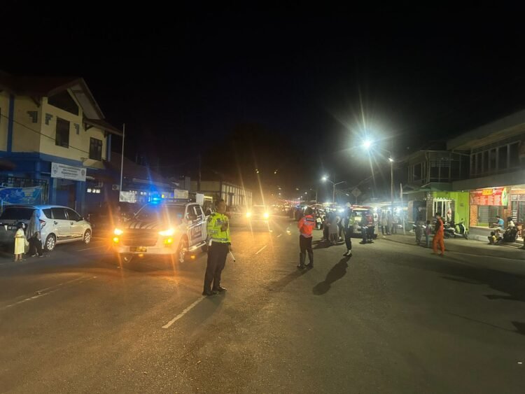 Pawai Obor di Tepian Sungai Kayan, Polresta Bulungan Pastikan Kegiatan Berjalan Aman dan Tertib