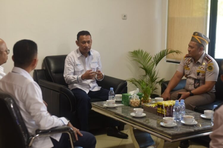 Pangkas Biaya Logistik, Karantina Kaltara dan Pelindo Perkuat Sinergi Ekspor Langsung