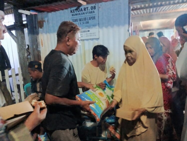 Datangi Warga Nunukan, Akbar Ali Serap Aspirasi dan Berbagi Beras di Bulan Ramadan 