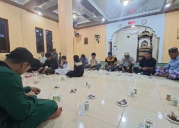 Pererat Silaturahmi di Wilayah Pesisir, Asrin Saleh Gelar Bukber di Masjid Baitul Amin