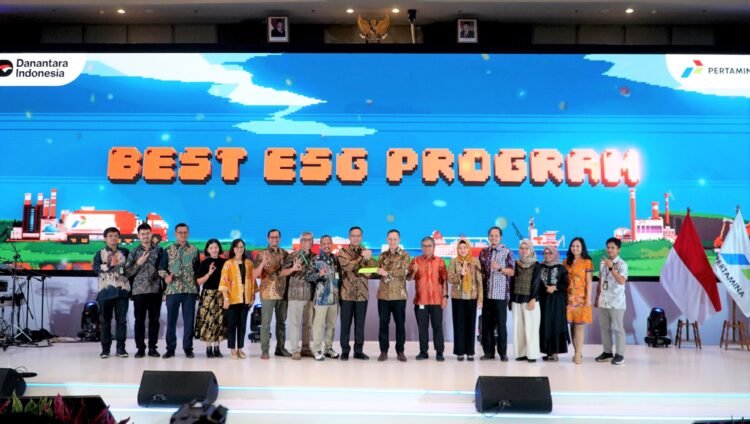 Terdepan dalam Optimasi Biaya, PHI Raih Best ESG Program di Ajang Optimus 2025