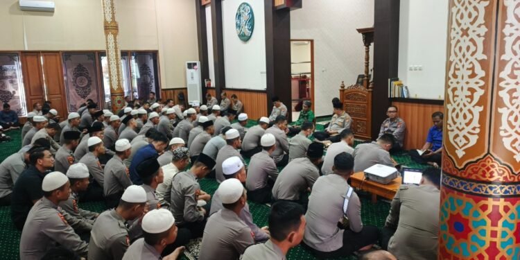 Binrohtal Polda Kaltara, Fondasi Spiritual Personel dalam Pengabdian Tugas Kepolisian