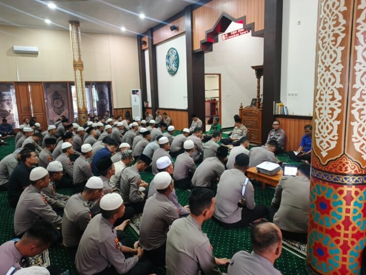 Binrohtal Polda Kaltara, Fondasi Spiritual Personel dalam Pengabdian Tugas Kepolisian