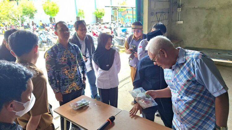 Temukan Gizi Rendah, Ruman Tumbo Minta Program MBG Diaudit