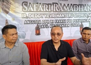 Deddy Sitorus Gelar Safari Ramadan di Tarakan, Bagikan Ratusan Paket Sembako