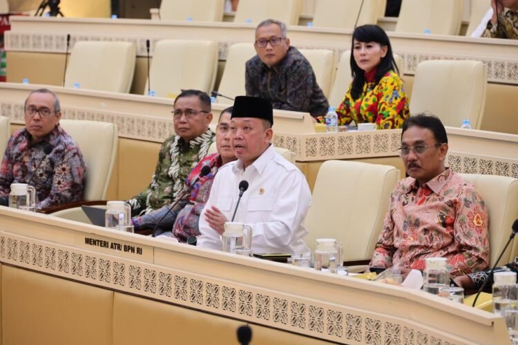 Raker Bersama Komisi II DPR RI, Menteri Nusron Paparkan Capaian Kinerja dan Anggaran Kementerian ATR/BPN Tahun 2026