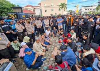 Tanggapi Aksi GAMPAR, DPRD Kaltara Klaim Anggaran Pendidikan Sudah Sesuai Undang-Undang