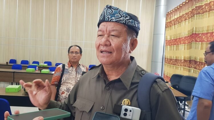 Robinson Berharap Keberadaan Raperda Pembangunan Perkebunan Berkelanjutan Bisa Lindungi Petani Mandiri 