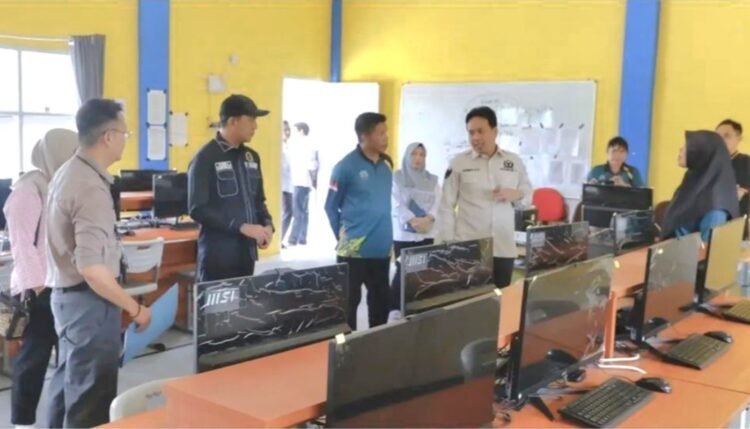 Tingkatkan Pelayanan Publik, Pansus LKPJ Kaltara Pantau Pengadaan Komputer dan PJU di Tana Tidung