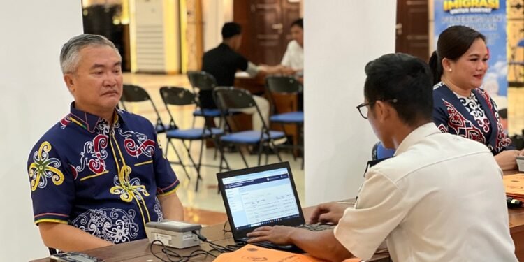 Imigrasi Tarakan Beri Pelayanan “Imigrasi Untuk Rakyat” bagi Warga Malinau