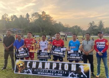 Hadiri HUT ke-42 Desa Kelubir, M. Nasir Tekankan Pentingnya Pembinaan Atlet Desa