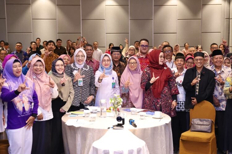 Penduduk Lansia Meningkat, Kemnaker Ajak Dunia Usaha Perluas Akses Kerja