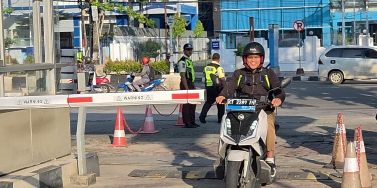 Insan PLN UID Kaltimra Terapkan Budaya Clean Energy Day, Berkontribusi pada Penggunaan Energi Bersih dari Aktivitas Harian