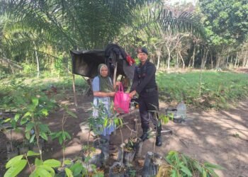 Akselerasi Penanganan Stunting, Kompi 2 Batalyon C Pelopor Gelar Jumat Berkah di Paser