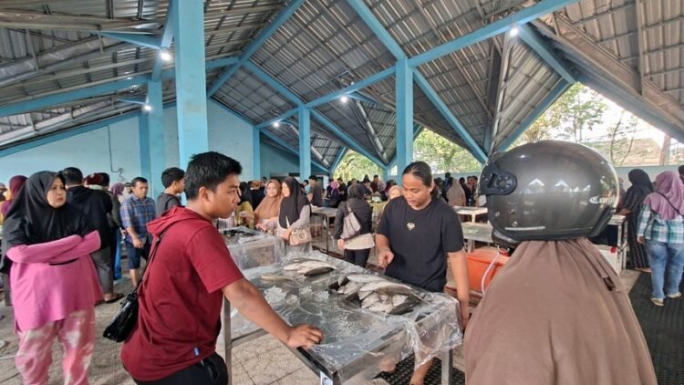 Pasar Ikan Higienis Tengkayu II Resmi Dibuka, Masyarakat Tarakan Antusias Berburu Ikan Segar