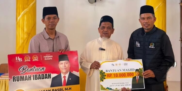 Dukung Kemakmuran Rumah Ibadah, Hasan Basri Salurkan Bantuan Rp10 Juta untuk Masjid Jami’ Hidayatullah