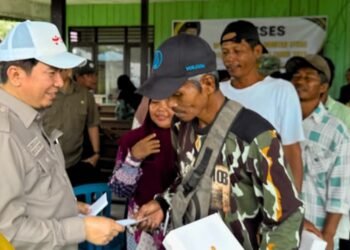 Serap Aspirasi di SP 7 Tanjung Buka, Ketua DPRD Kaltara Perjuangkan Jalan, Puskesmas, hingga Sekolah