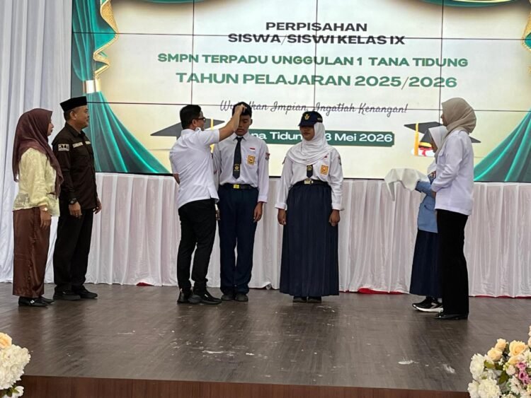 Perpisahan SMPN Terpadu Unggulan I Tana Tidung, Bupati Ibrahim Ali Beri Motivasi Siswa