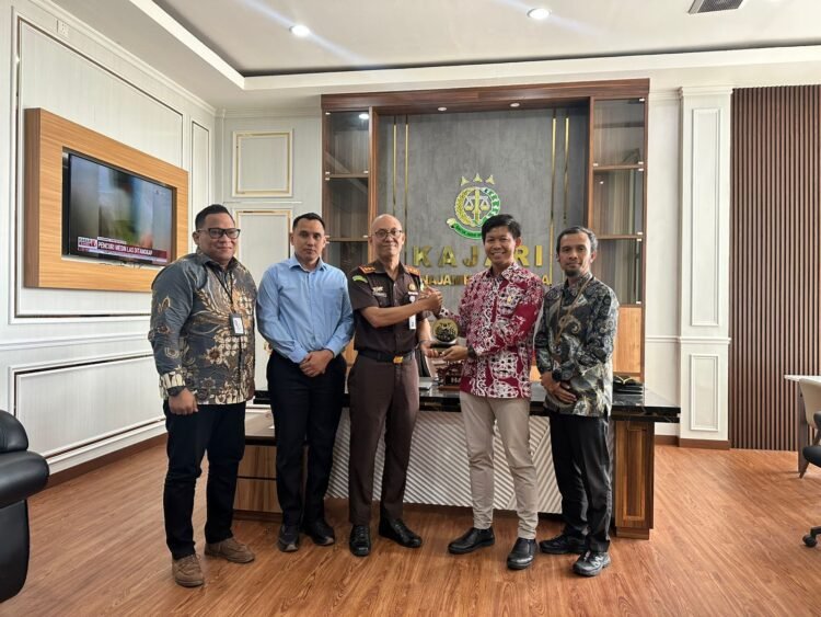 PLN UIP KLT Perkuat Koordinasi dengan Kejari PPU untuk Program Kelistrikan yang Tertib