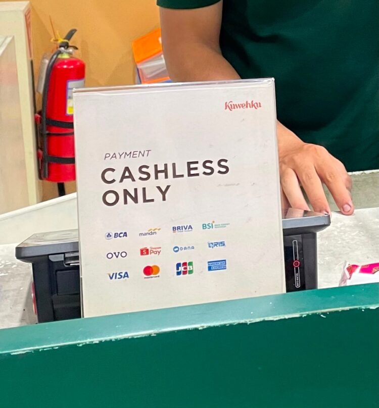 Ketika Dompet Digital Menggeser Uang Tunai