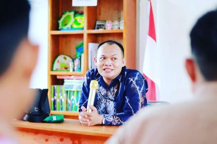Bukan Sekadar Krisis Akhlak