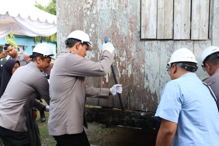 Polda Kaltara Bedah Rumah Warga dalam Rangka Hari Bhayangkara ke-80, Wujud Kepedulian Polri kepada Masyarakat
