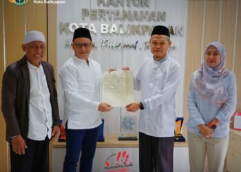 BPN Balikpapan Serahkan Sertipikat Tanah ke Ponpes Hidayatullah, Perkuat Kepastian Hukum Aset