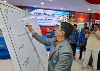 Perkuat Komitmen Bebas KKN, 8 Fakultas di UBT Resmi Canangkan Pembangunan Zona Integritas