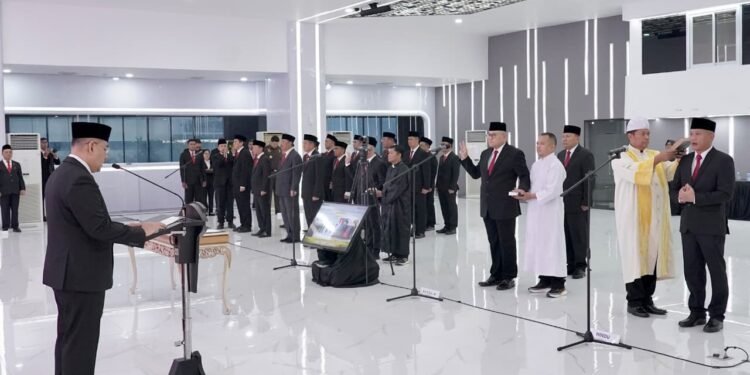 Lantik 78 Pejabat Struktural, Wamen Ossy: Rotasi dan Promosi Jabatan Bentuk Birokrat yang Adaptif