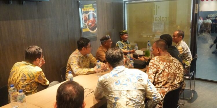 Pemprov Kawal Program Listrik Desa hingga Wilayah Perbatasan