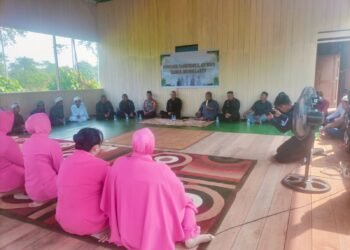 Pererat Silahturahmi, Polresta Bulungan Mendampingi Dansat Brimob Polda Kaltara Anjangsana ke Ponpes Tahfidzul Qur’an Darul Mukhlasin