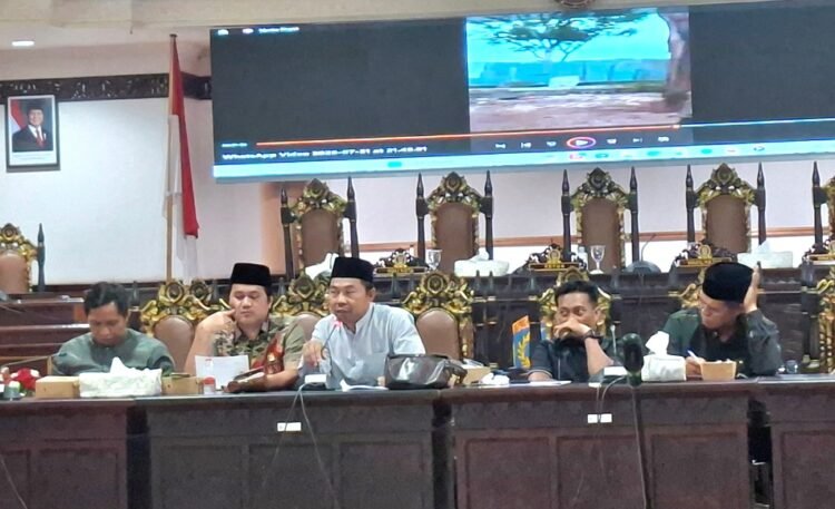 DPRD Tarakan Sayangkan Disbudporapar Tidak Hadir di RDPU Soal Pembongkaran Lapak di Pantai Amal
