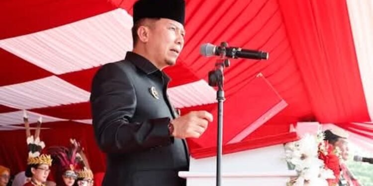 Ketua DPRD Kaltara Achmad Djufrie Bacakan Teks Proklamasi di HUT Ke-81 RI