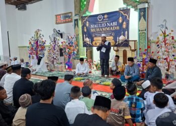 Hadiri Peringatan Maulid Nabi di Tanjung Pasir, Asrin Saleh Tekankan Pencegahan Maraknya LGBT