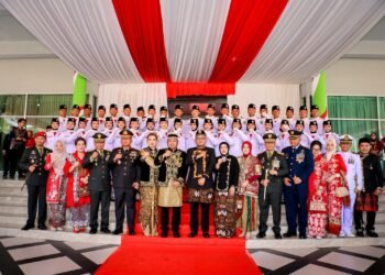 Pangdam VI/Mlw Hadiri HUT ke-81 RI di Samarinda: Semangat Juang Kunci Pertahanan Bangsa