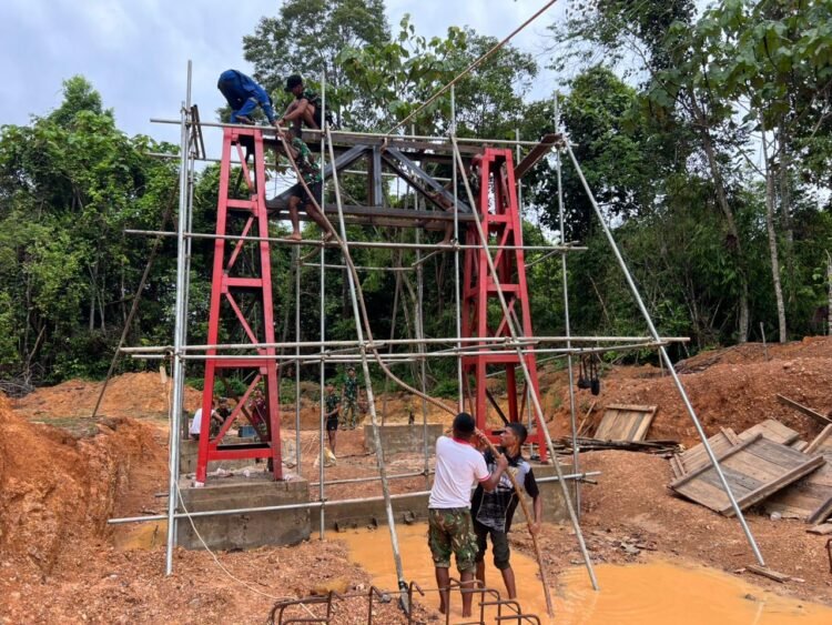 Tali Sling Mulai Dipasang, Pembangunan Jembatan Perintis Garuda Buong Baru Terus Dikebut