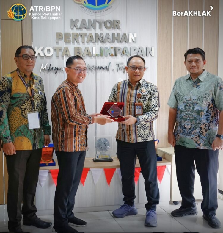 Peserta PKP LAN Amati Langsung Inovasi Pelayanan di Kantor Pertanahan Balikpapan