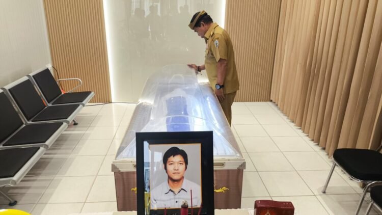 Gubernur Sampaikan Belasungkawa kepada Keluarga Almarhum Efendi