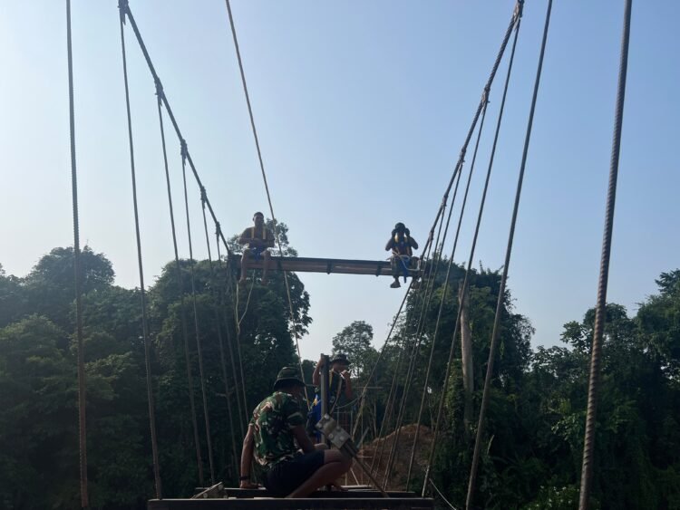 Pemasangan Besi Jembatan Perintis Garuda Dikebut, Dandim Tana Tidung Tekankan Kualitas
