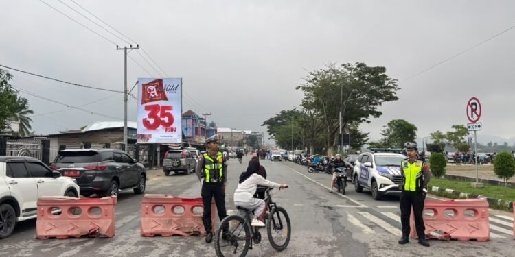 Jaga Kelancaran Car Free Day, Sat Lantas dan Sat Samapta Polresta Bulungan Amankan Kawasan Tepi Sungai Kayan