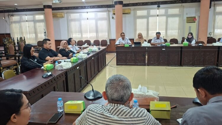 Pencairan Klaim Pekerja Rentan Tersendat, Komisi II DPRD Kota Tarakan Gelar RDP Bareng Dinsos dan BPJS