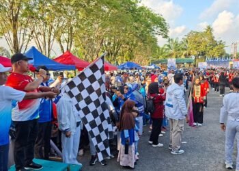 Ribuan Warga Tarakan Ramaikan Jalan Santai dan Senam Sehat HUT ke-28 PAN