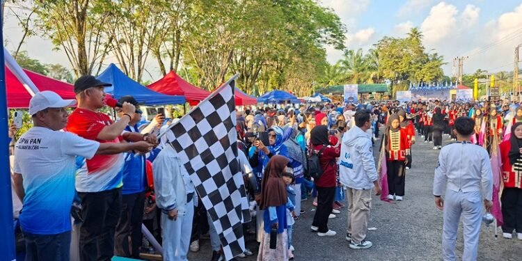 Ribuan Warga Tarakan Ramaikan Jalan Santai dan Senam Sehat HUT ke-28 PAN