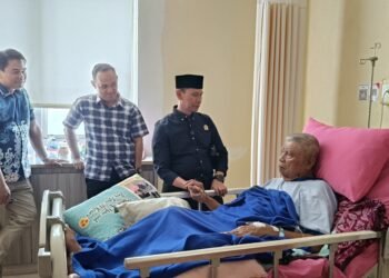 Jenguk H. Udin Hianggio, Supa’ad: Beliau Teladan Politisi Muda yang Rendah Hati
