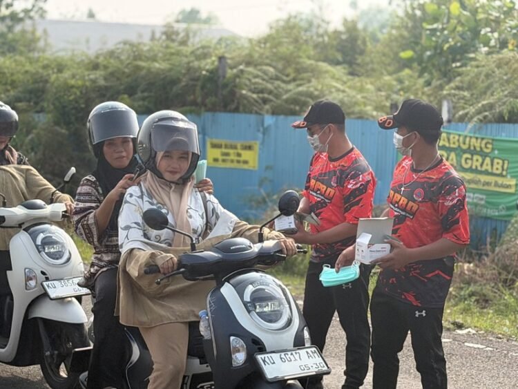 Kualitas Udara Memburuk, BPBD Tarakan Bagikan Masker ke Warga