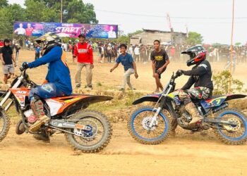 Fadly, Jorgi, dan Stasky Sabet Juara Umum Tarakan Open Grasstrack 2026