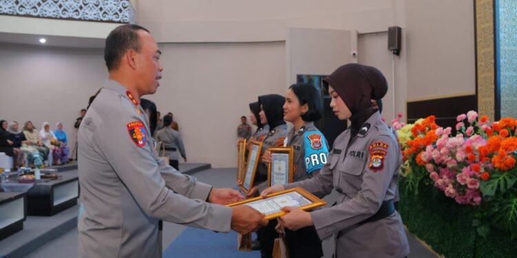 Syukuran Hari Jadi Polwan RI ke-78, Kapolda Kaltara Apresiasi Dedikasi dan Prestasi Polwan