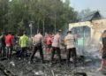 Tim SAR Brimob Polda Kaltara Quick Response Bantu Penanganan Kebakaran di Karang Rejo Tarakan