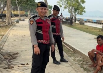 Tingkatkan Keamanan Lingkungan, Sat Samapta Polresta Bulungan Gelar Patroli Dialogis dan Sosialisasi Call Center 110